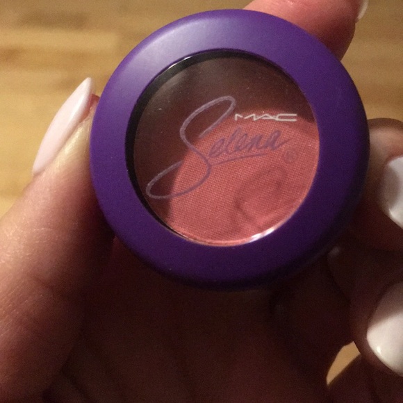 Selena by MAC eye shadow Fotos y Recuerdos - Picture 2 of 5